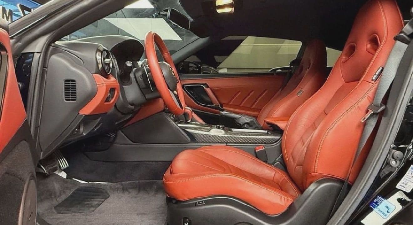 Nissan GT-R | 2023 — 6