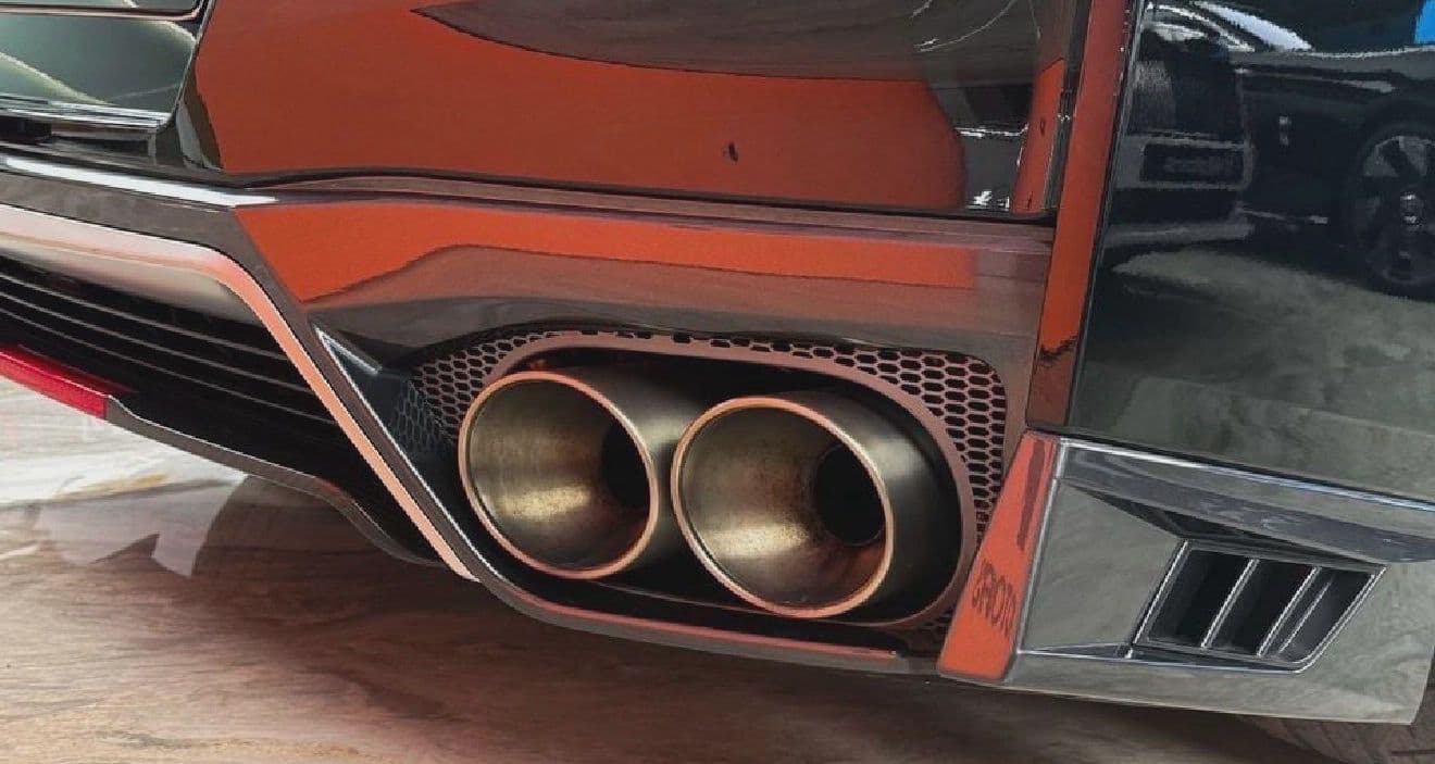 Nissan GT-R | 2023 — 9