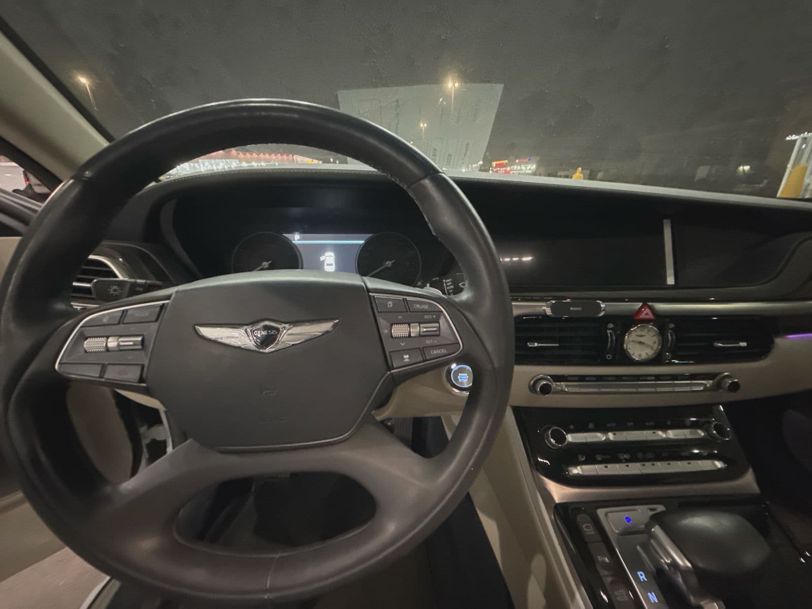 Genesis G90 | 2018 — 11