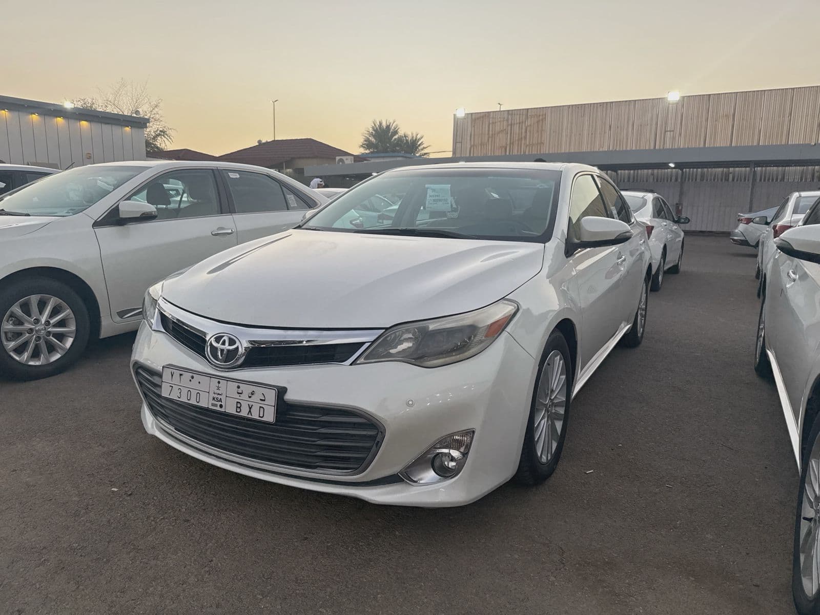 Toyota Avalon 4 generation