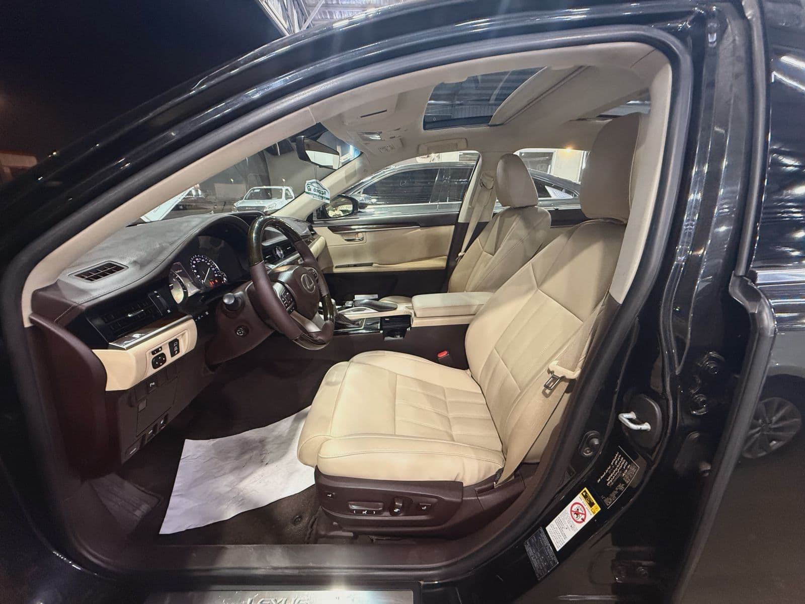 Lexus ES | 2015 — 2