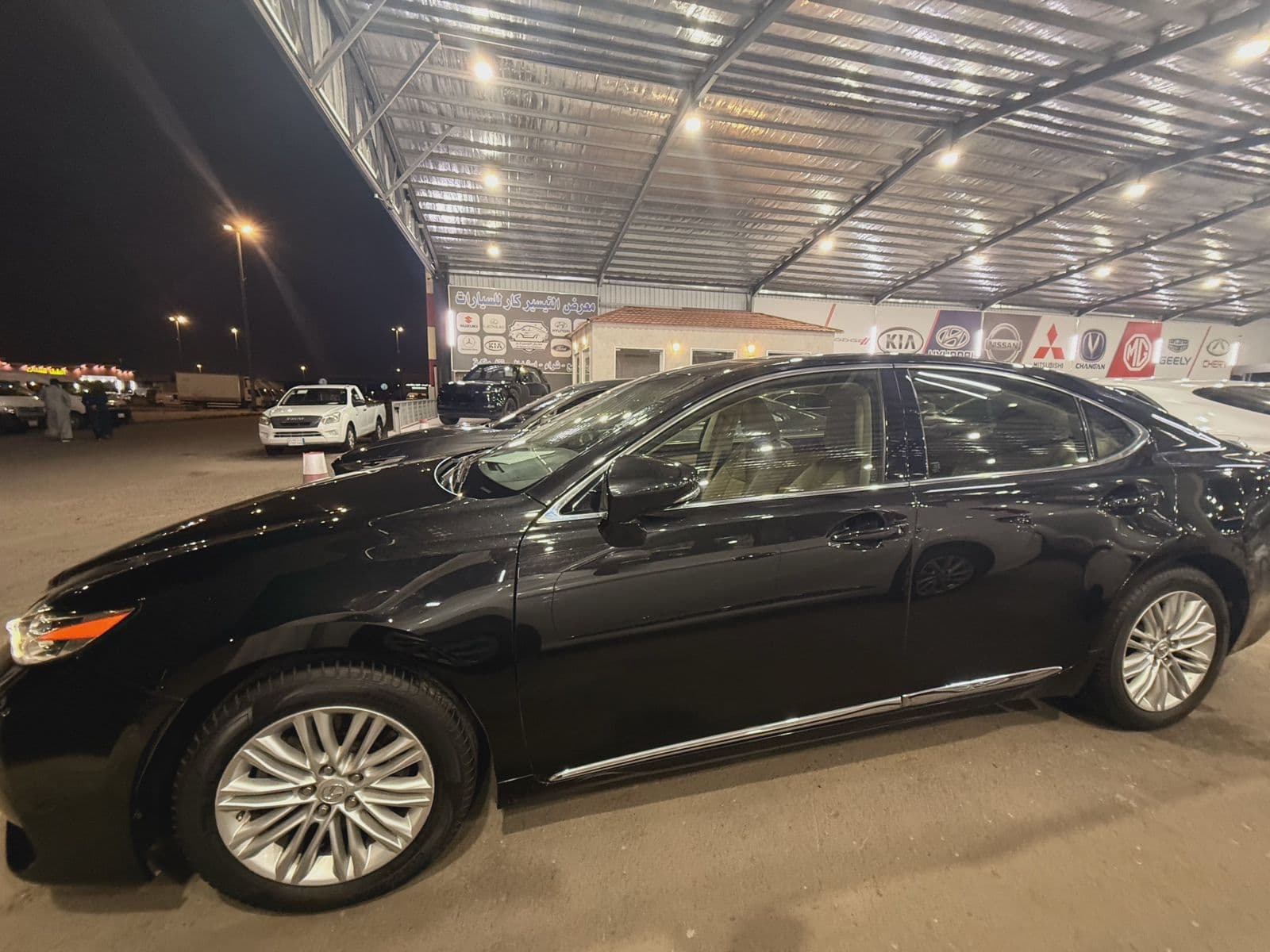 Lexus ES | 2015 — 5