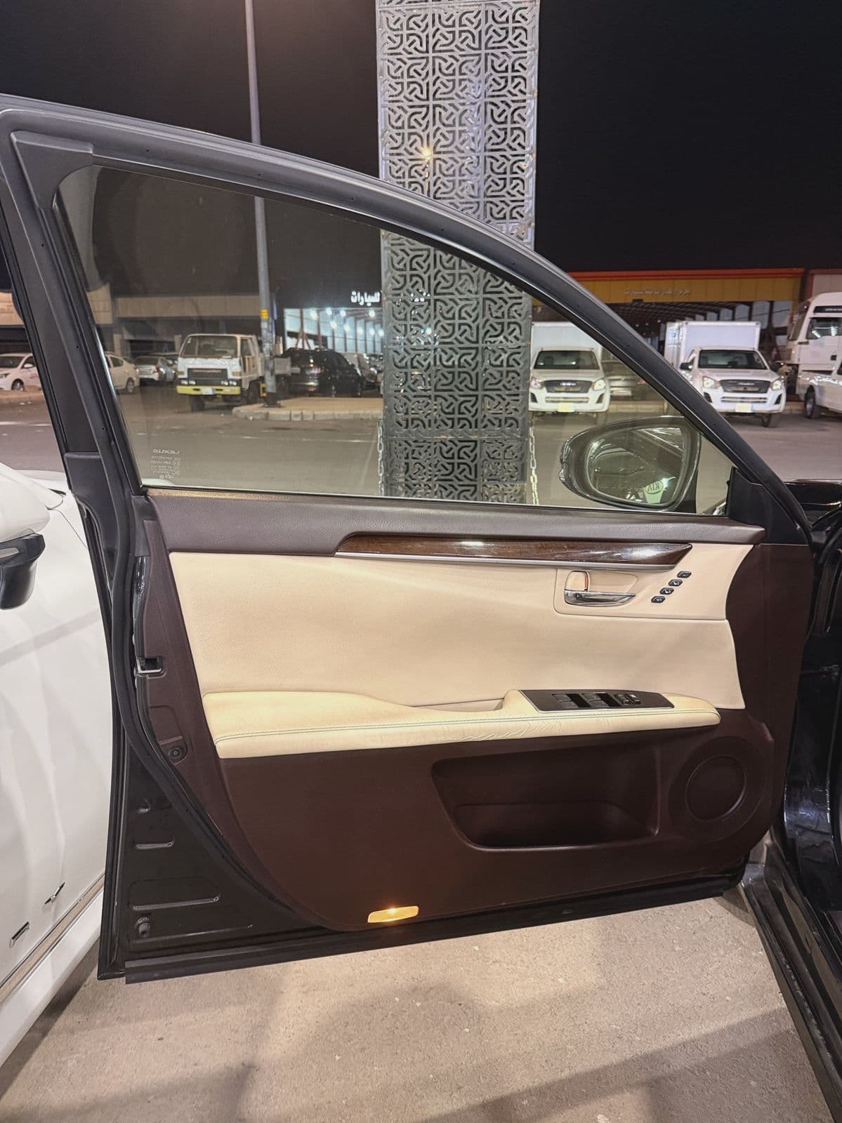 Lexus ES | 2015 — 8