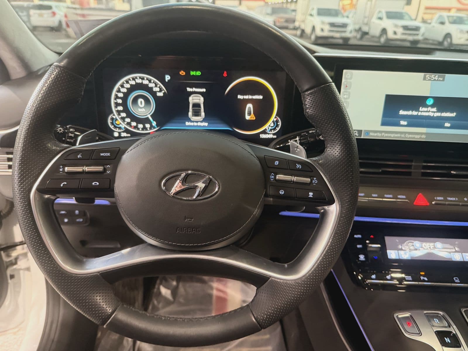 Hyundai Grandeur | 2021 — 11