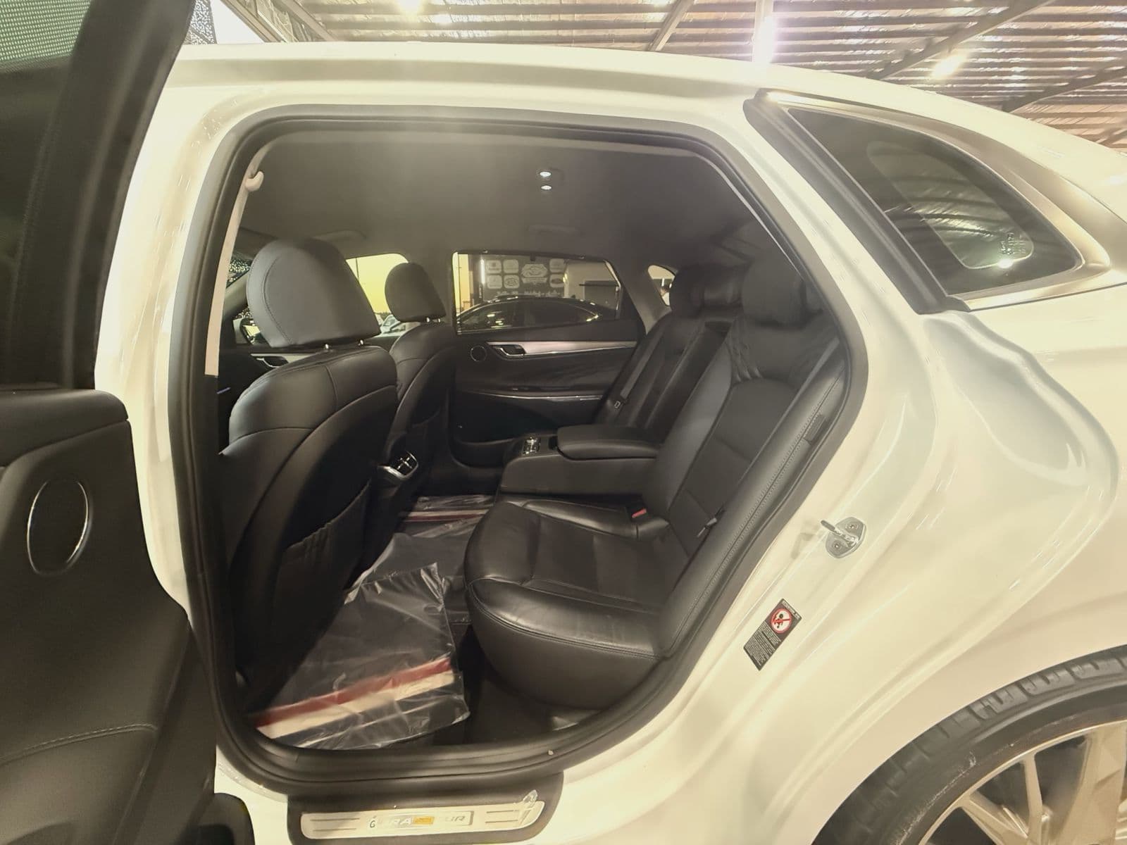 Hyundai Grandeur | 2021 — 15