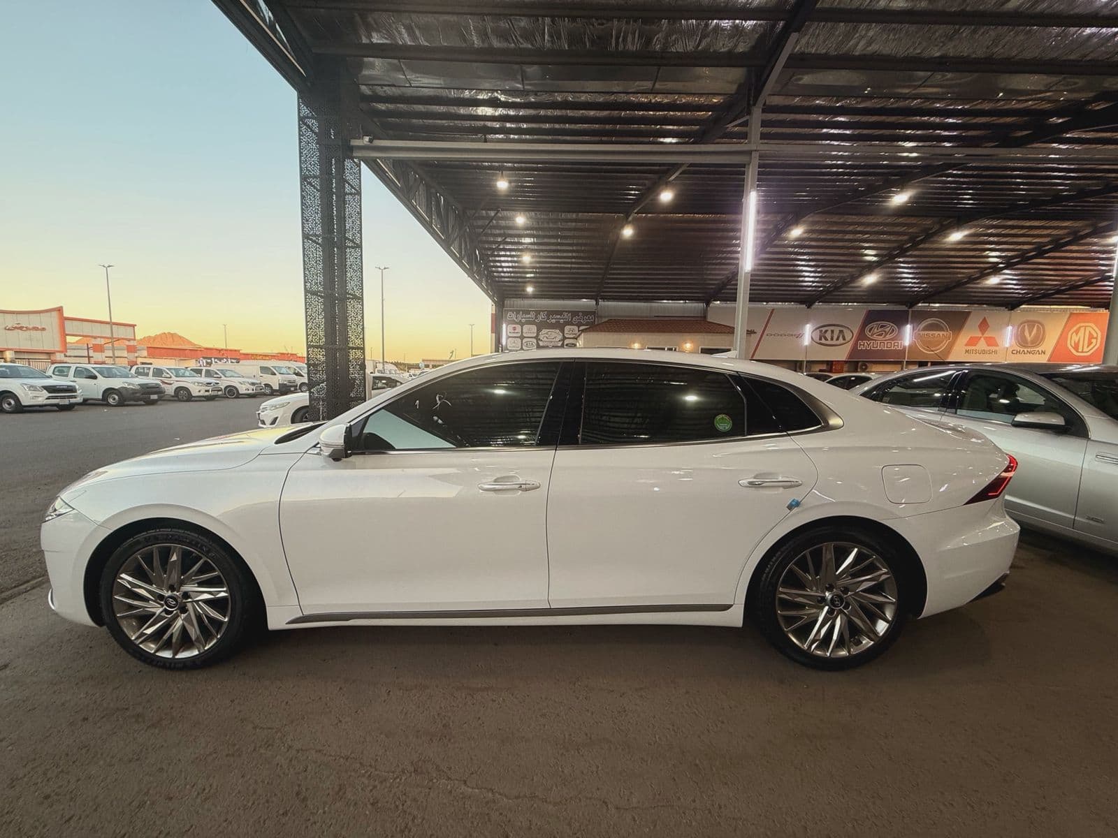 Hyundai Grandeur | 2021 — 5