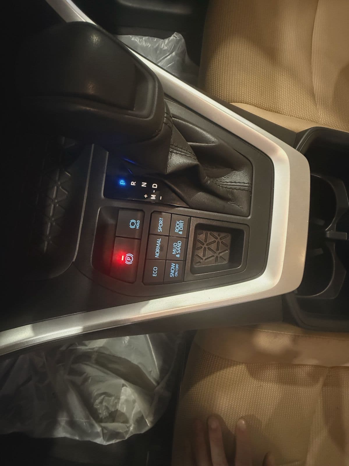 Toyota RAV4 | 2022 — 13