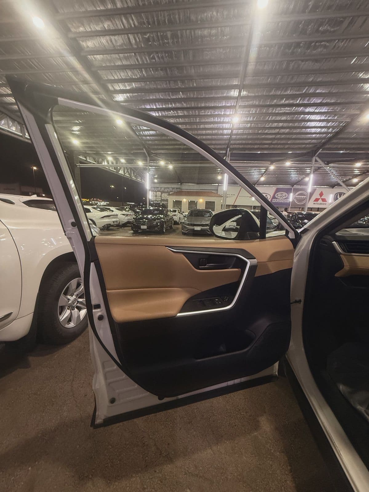 Toyota RAV4 | 2022 — 8