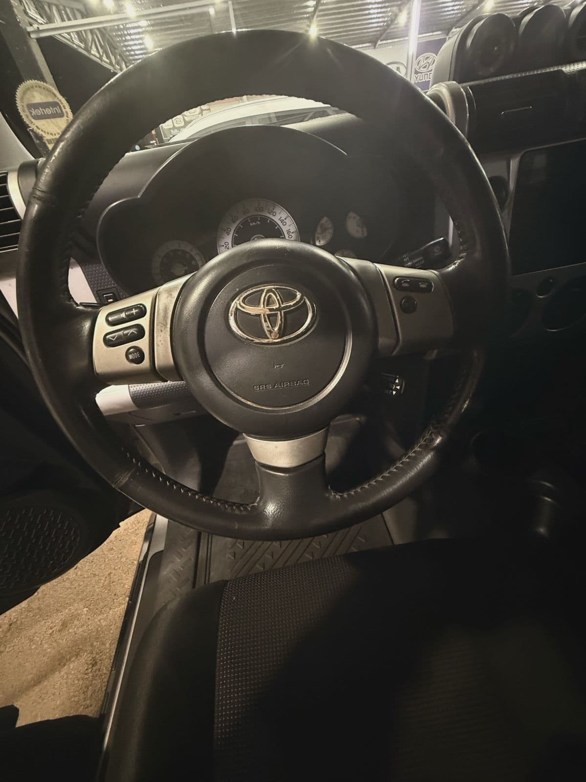 Toyota FJ Cruiser | 2012 — 11