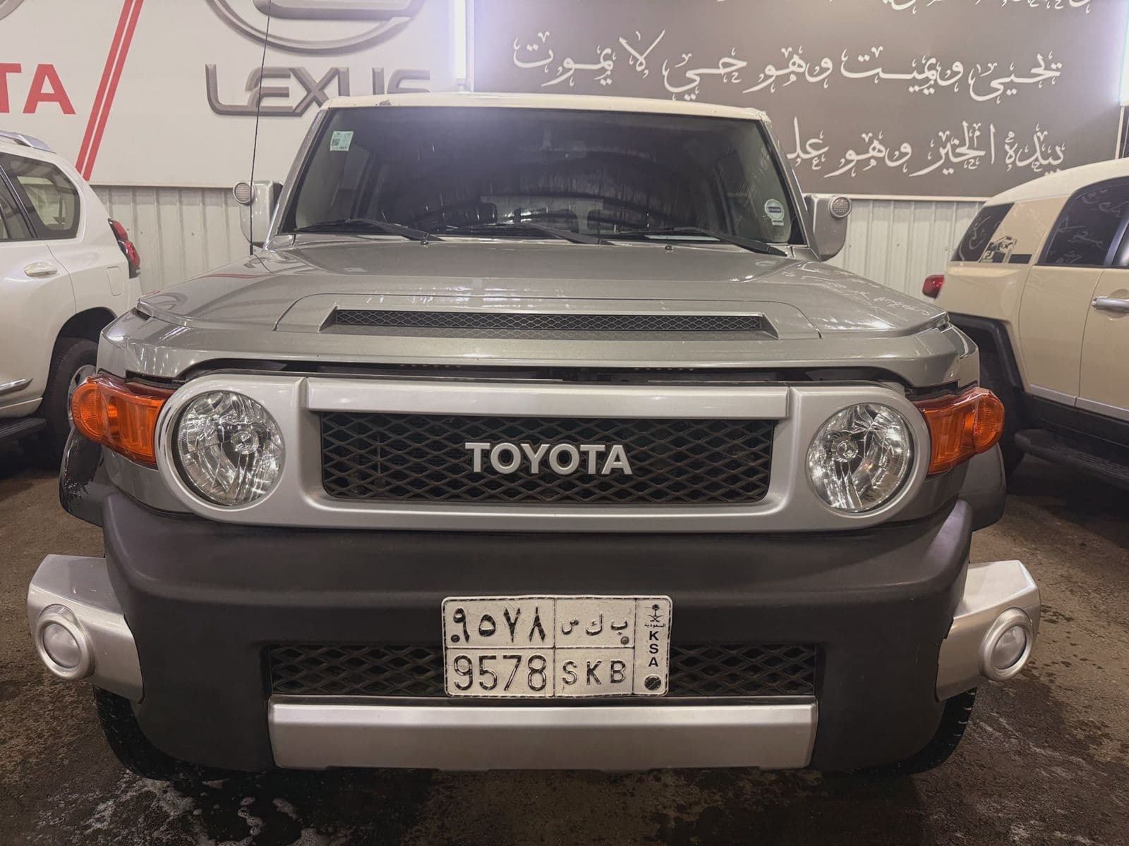 Toyota FJ Cruiser | 2012 — 3