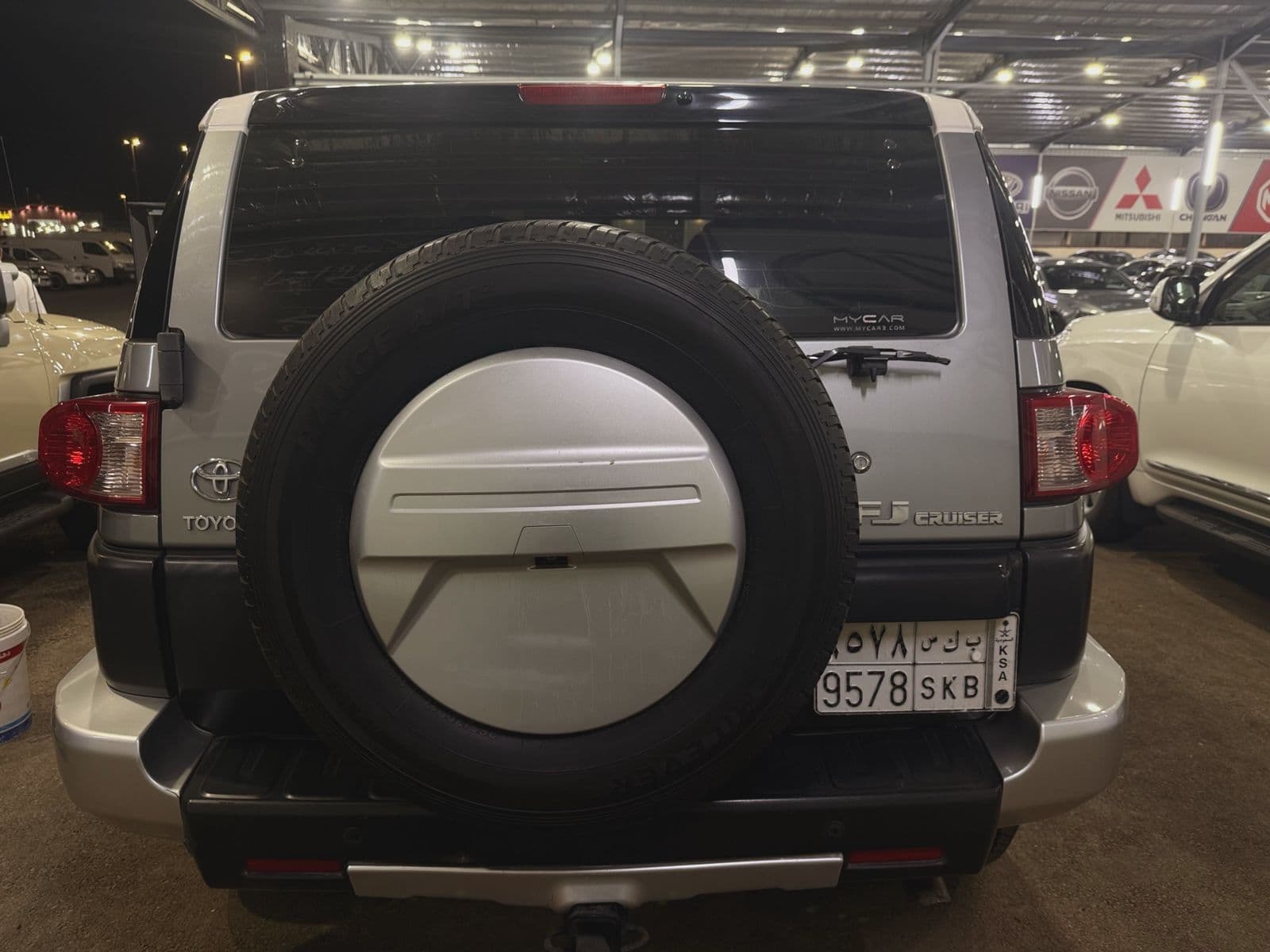 Toyota FJ Cruiser | 2012 — 4
