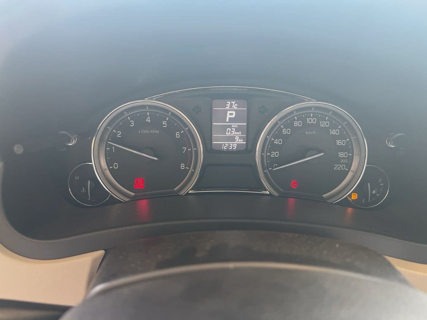 Suzuki Ciaz | 2025 — 12