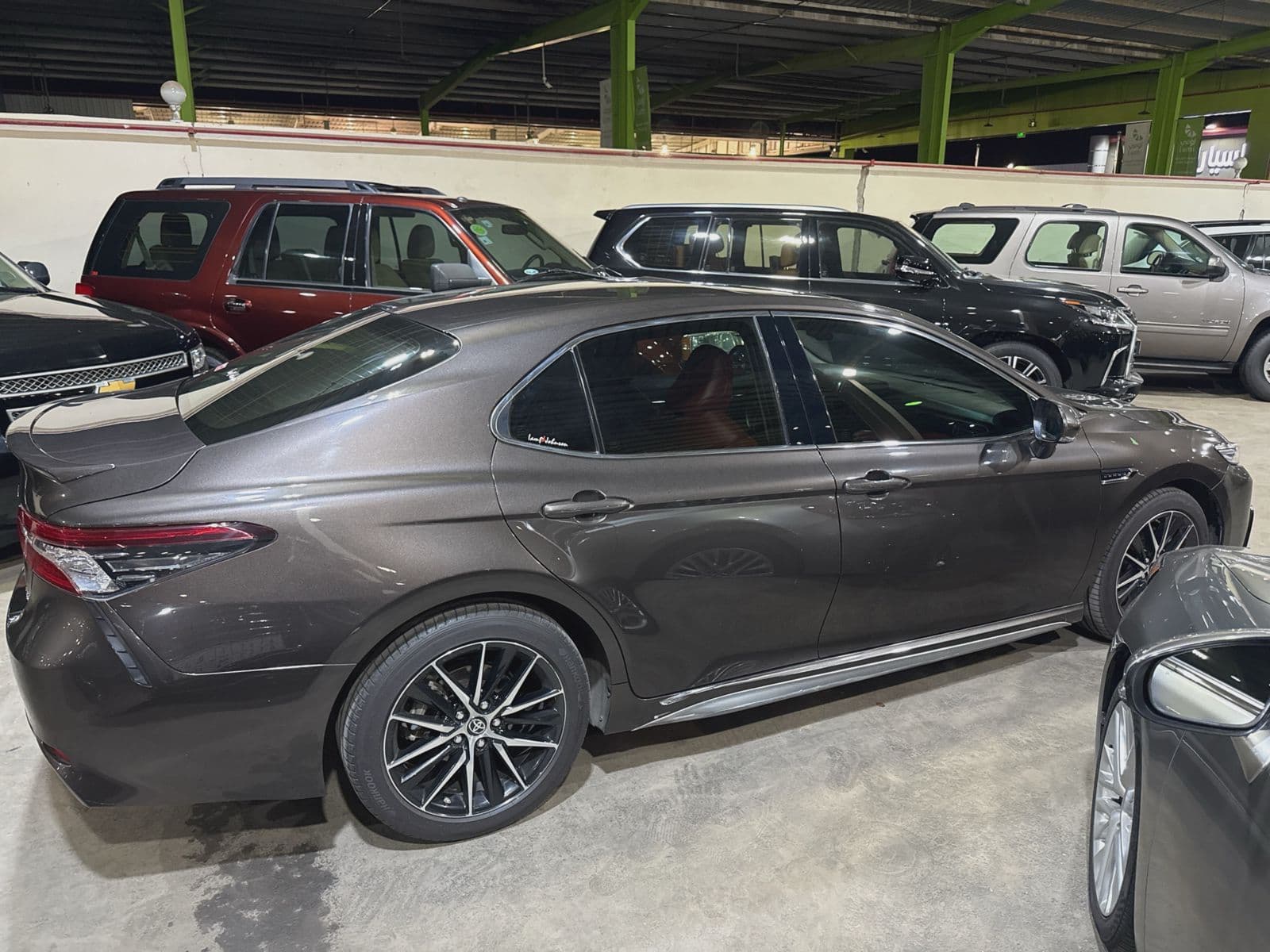 Toyota Camry | 2023 — 6
