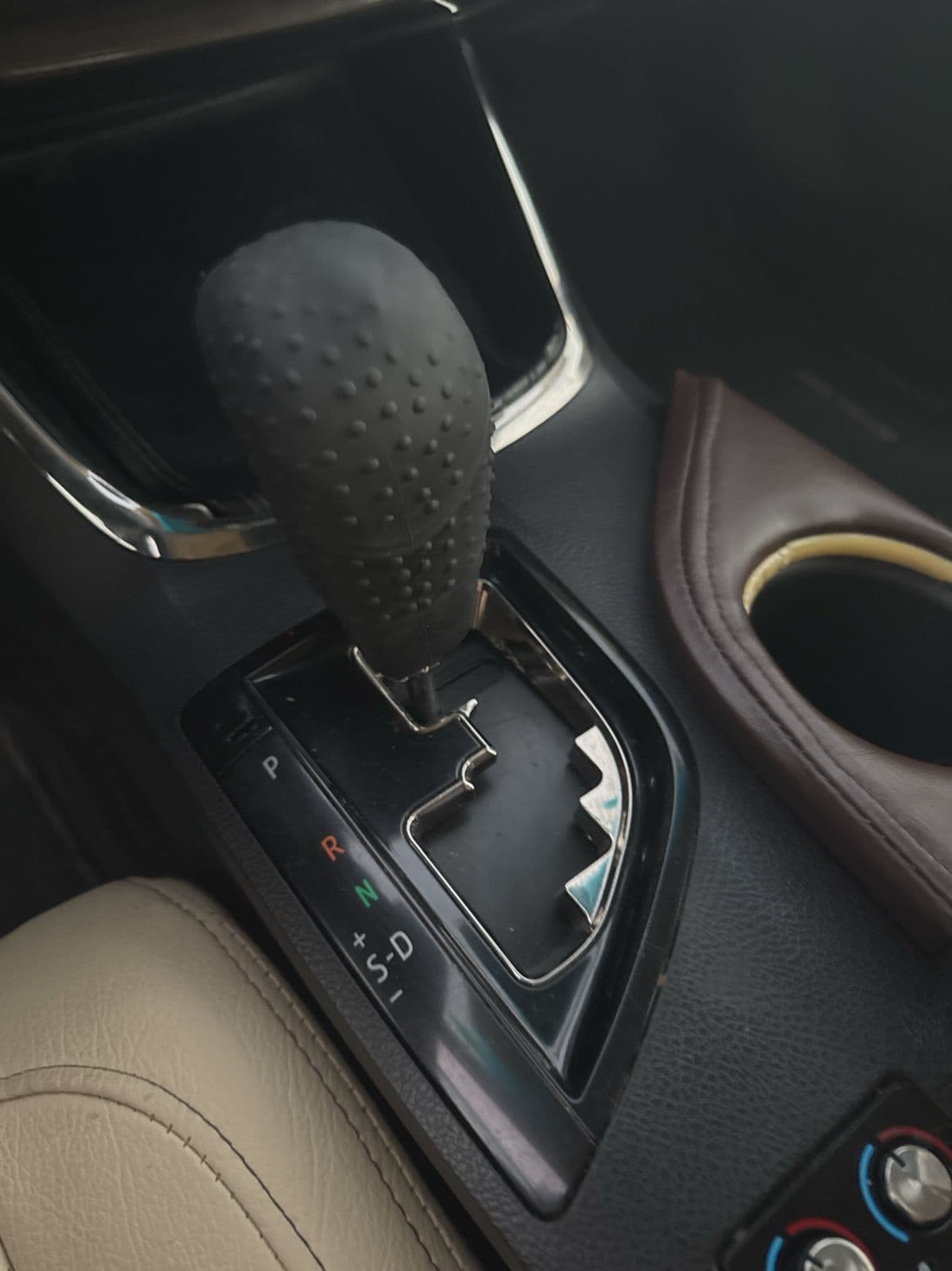 Toyota Avalon | 2015 — 13
