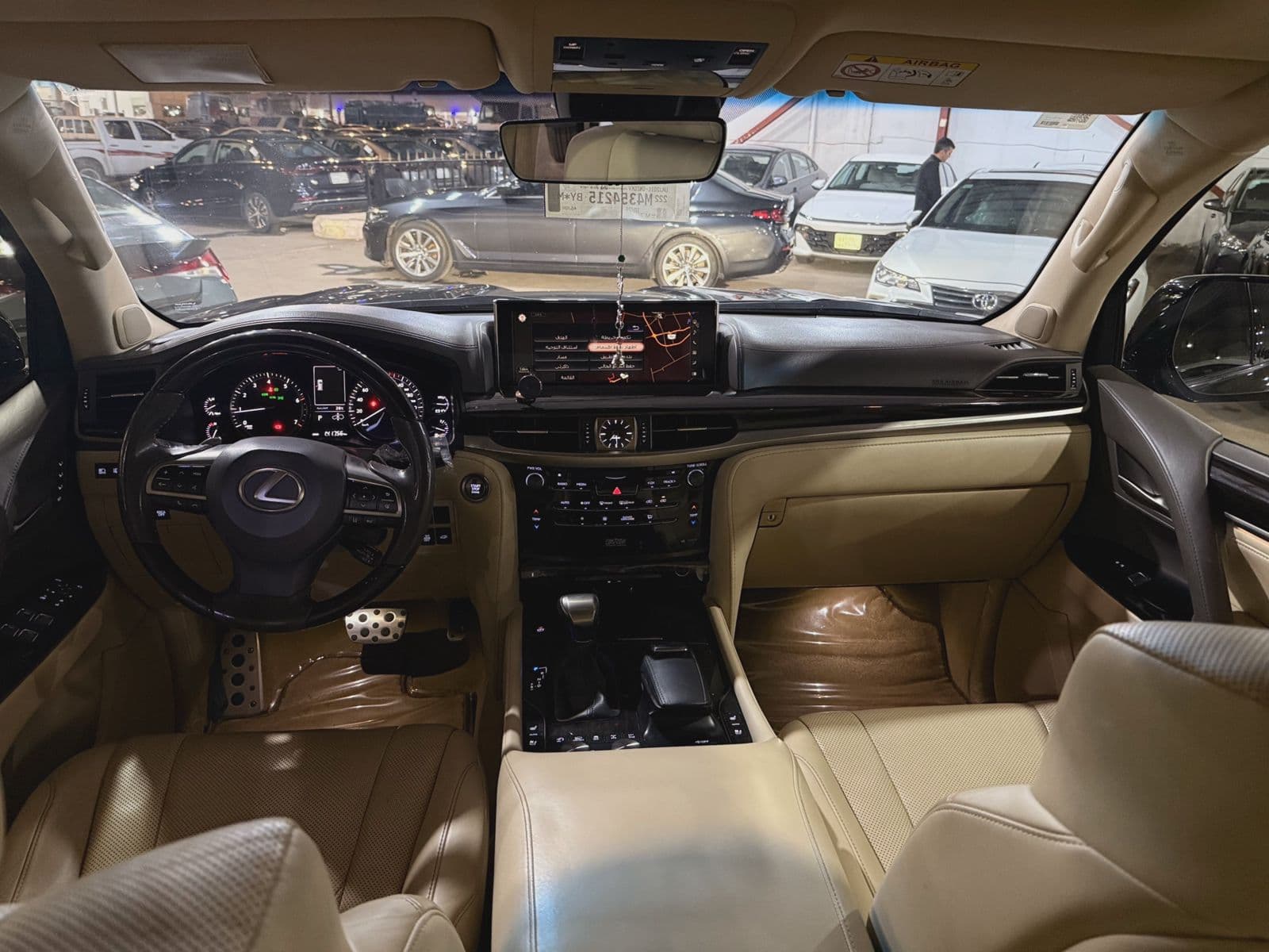 Lexus LX | 2021 — 10