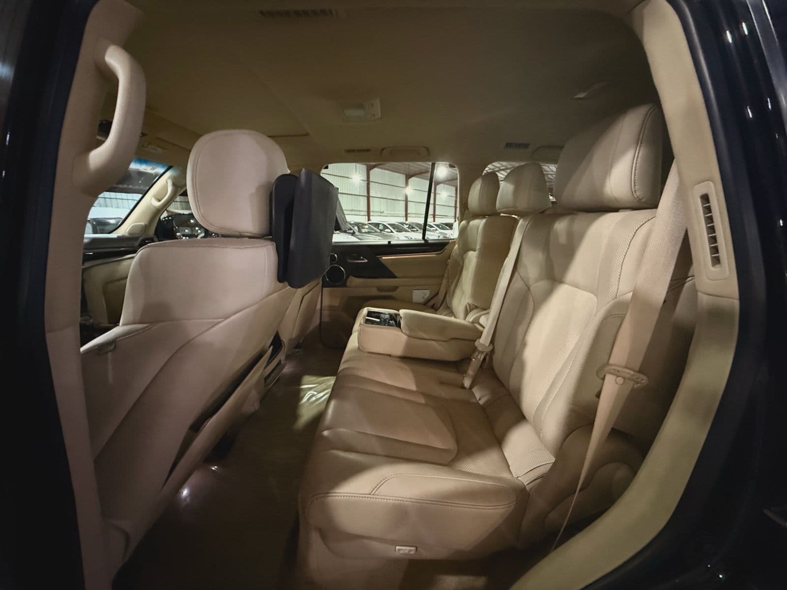 Lexus LX | 2021 — 15