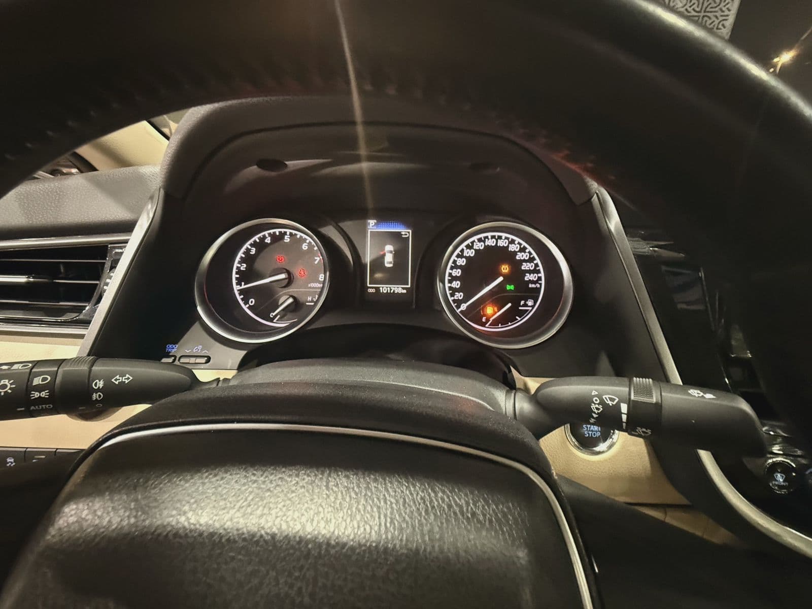 Toyota Camry | 2024 — 12