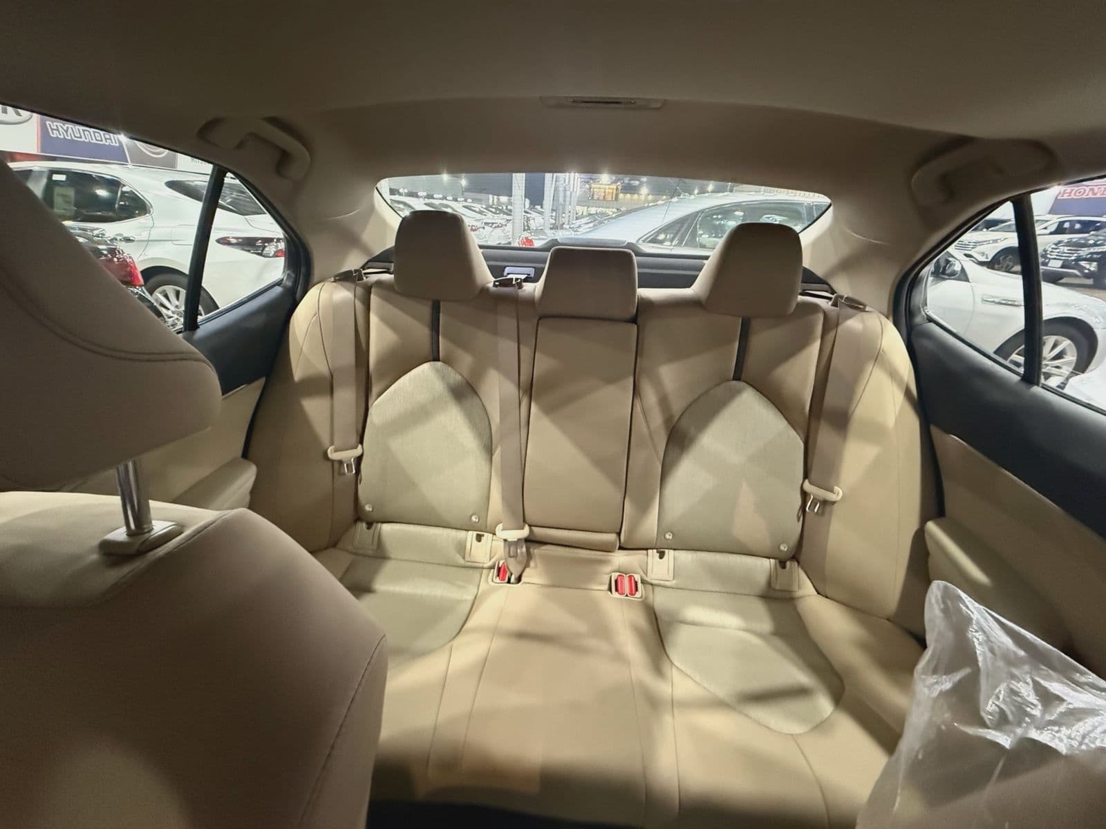 Toyota Camry | 2024 — 14
