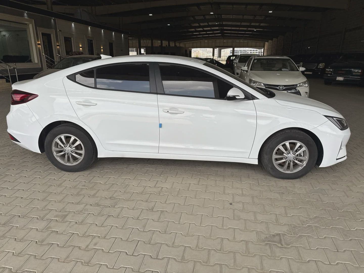 Hyundai Avante | 2020 — 6