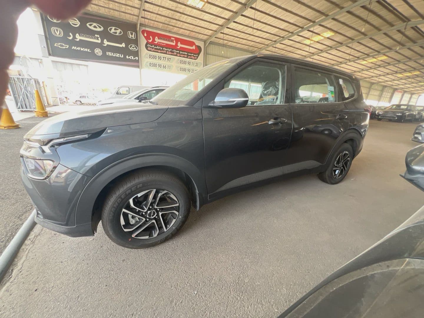 Kia Carens | 2025 — 5