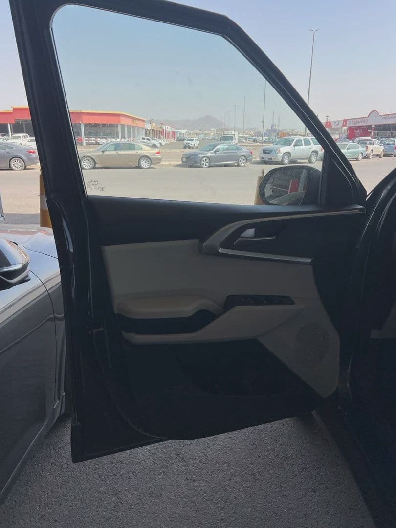 Kia Carens | 2025 — 8
